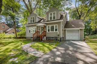 1100 Roosevelt Ave, Springfield, MA 01109