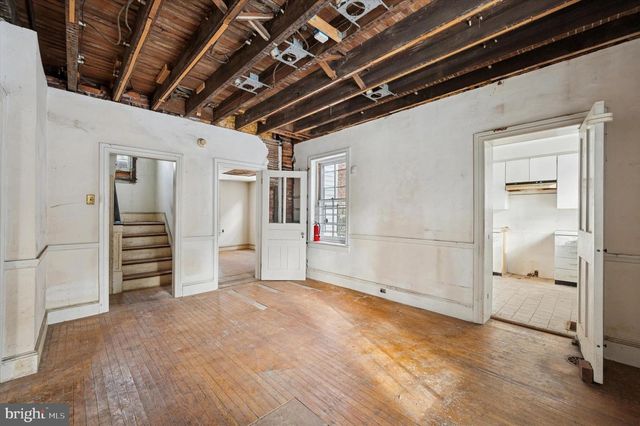 264 W WASHINGTON LN, Philadelphia, PA 19144