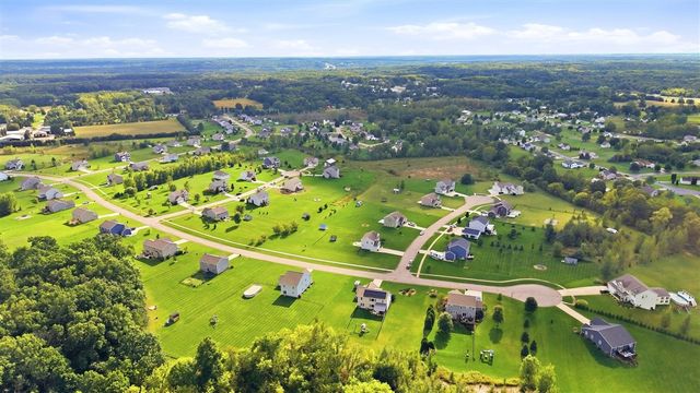 4400 Little Creek Court, Cedar Springs, MI 49319