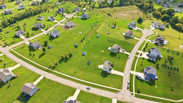 4400 Little Creek Court, Cedar Springs, MI 49319
