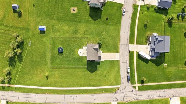 4400 Little Creek Court, Cedar Springs, MI 49319
