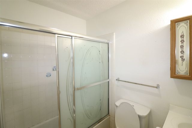 7340 Folkstone Drive, Forest Hill, TX 76140
