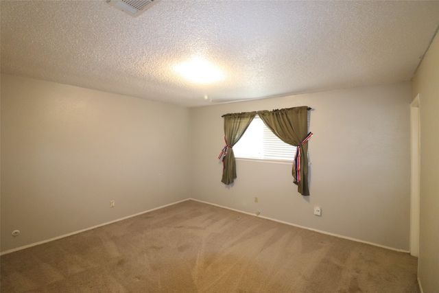 7340 Folkstone Drive, Forest Hill, TX 76140