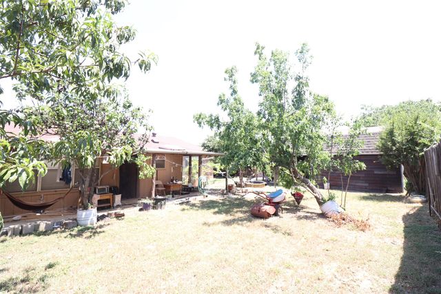 7340 Folkstone Drive, Forest Hill, TX 76140