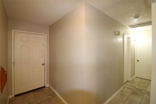7340 Folkstone Drive, Forest Hill, TX 76140