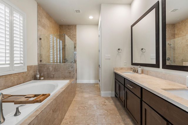 4205 Koehler Street B, Houston, TX 77007