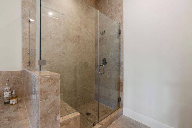 4205 Koehler Street B, Houston, TX 77007