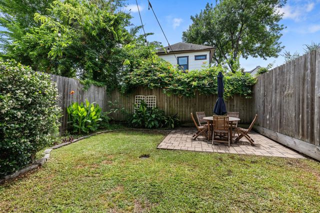 4205 Koehler Street B, Houston, TX 77007