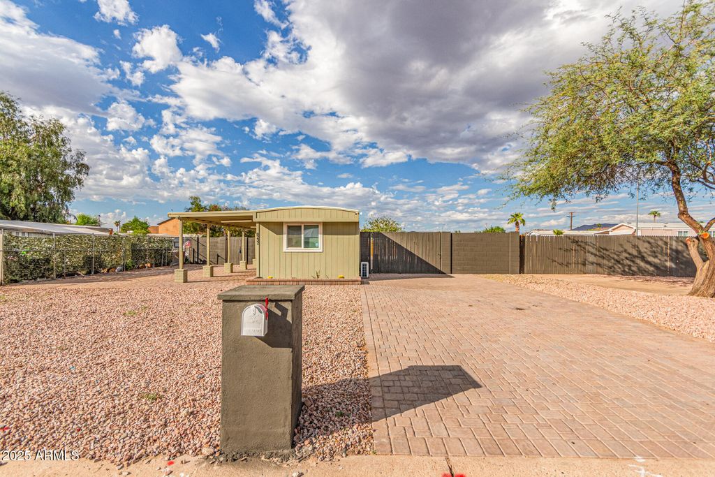 8232 E ALBANY Street, Mesa, AZ 85207
