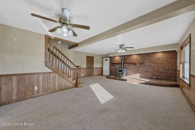 4977 Wax Rd, Clarkson, KY 42726