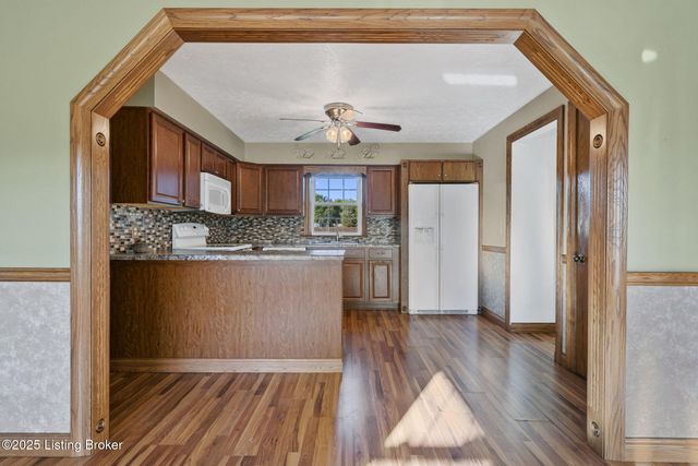 4977 Wax Rd, Clarkson, KY 42726