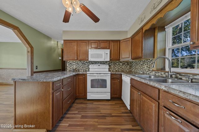 4977 Wax Rd, Clarkson, KY 42726