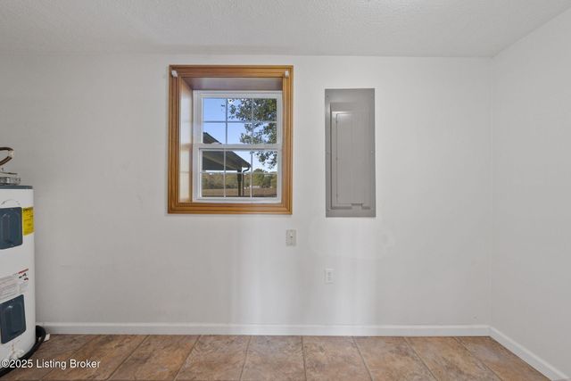 4977 Wax Rd, Clarkson, KY 42726