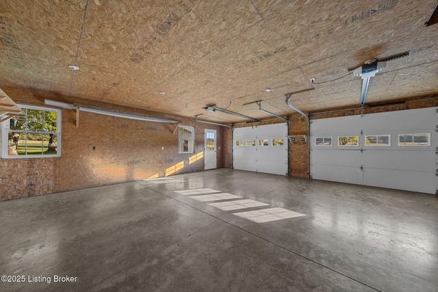 4977 Wax Rd, Clarkson, KY 42726