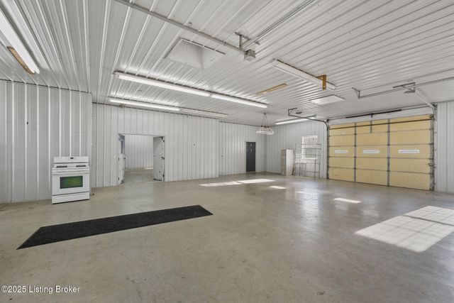 4977 Wax Rd, Clarkson, KY 42726