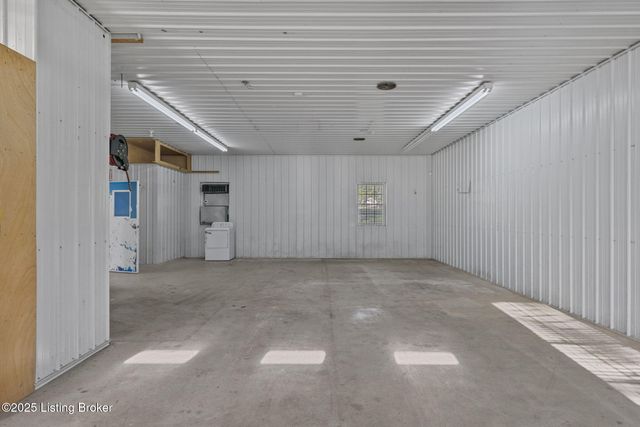 4977 Wax Rd, Clarkson, KY 42726