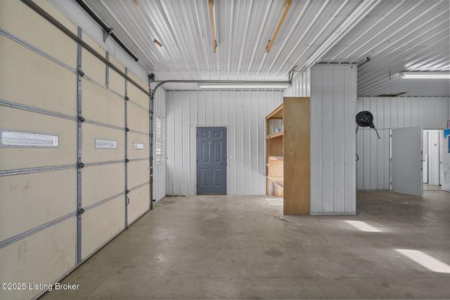 4977 Wax Rd, Clarkson, KY 42726