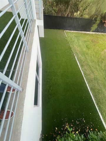 6855 NW 103rd Ave, Doral, FL 33178