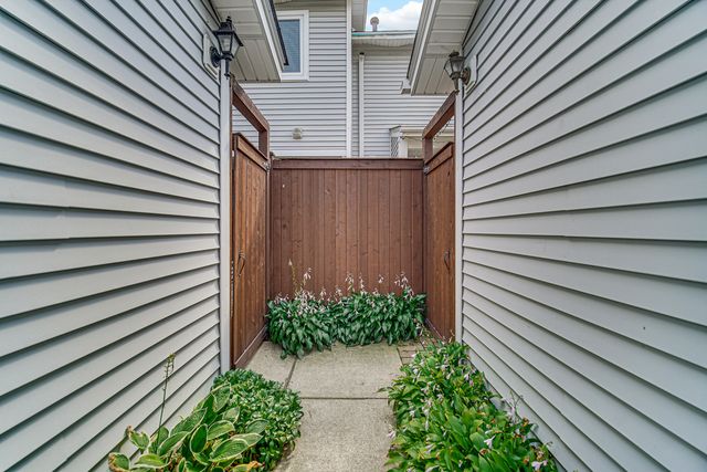 368 Dogwood Terrace, Buffalo Grove, IL 60089