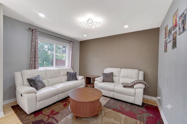 368 Dogwood Terrace, Buffalo Grove, IL 60089
