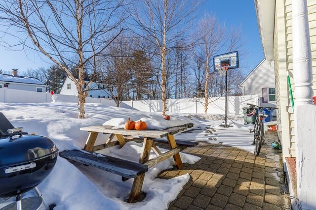 158 Hall Street, Leominster, MA 01453