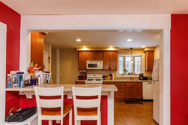 158 Hall Street, Leominster, MA 01453