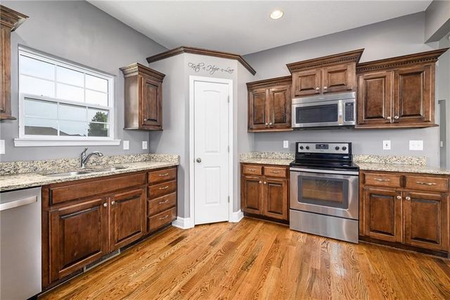 11409 Kimball Avenue, Kansas City, KS 66109