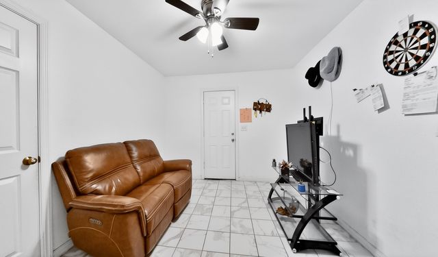 3314 Jay Bird Lane, Springtown, TX 76082