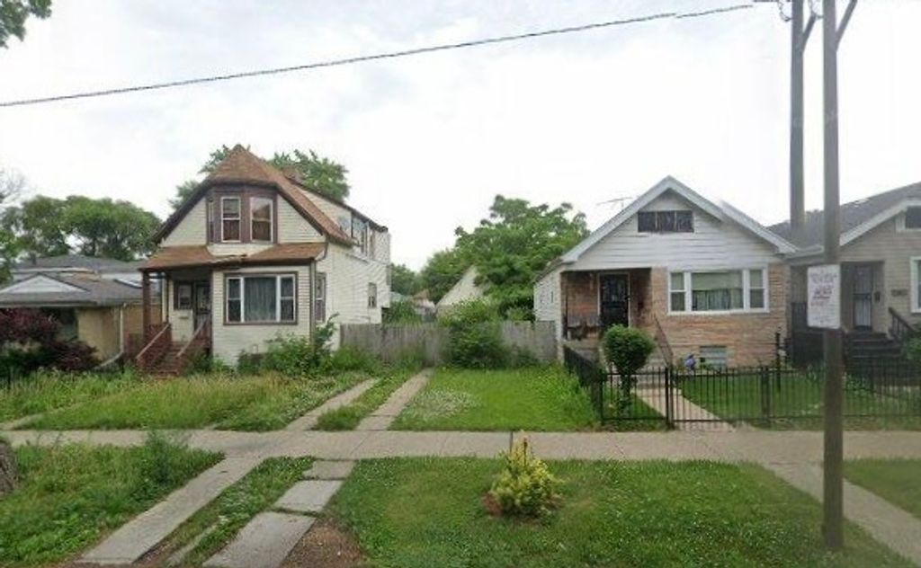 10049 S La Salle Street, Chicago, IL 60628