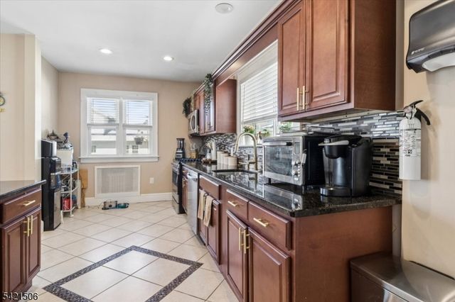 100 Tiona Ave, Belleville Twp., NJ 07109