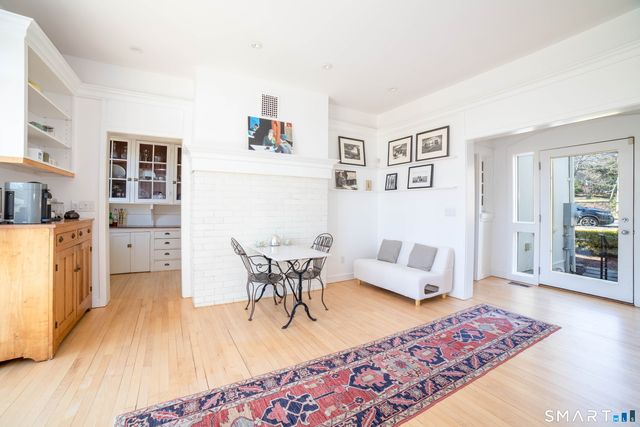 15 Edgehill Road, New Haven, CT 06511