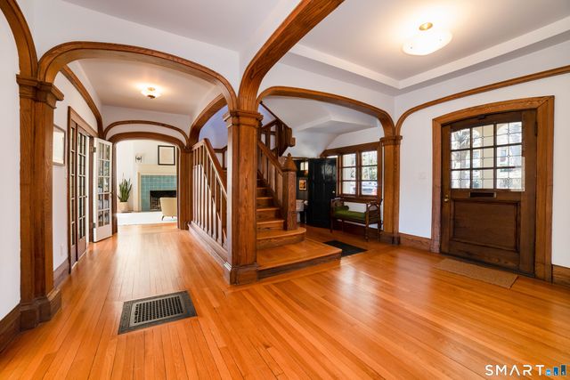 15 Edgehill Road, New Haven, CT 06511