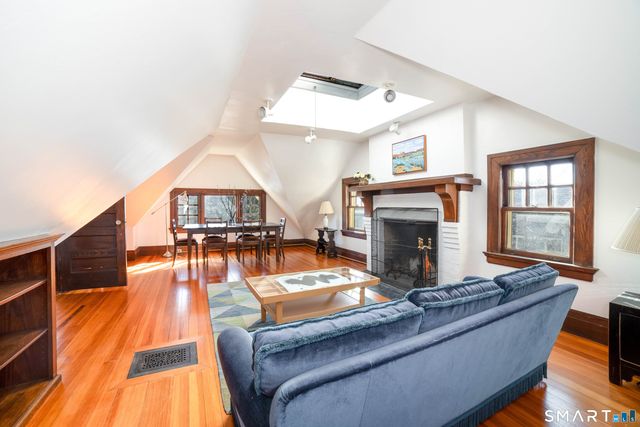 15 Edgehill Road, New Haven, CT 06511