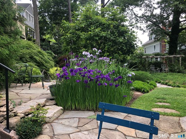 15 Edgehill Road, New Haven, CT 06511