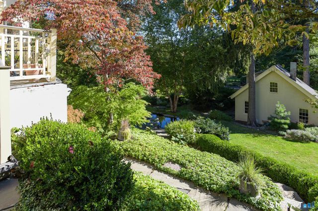 15 Edgehill Road, New Haven, CT 06511