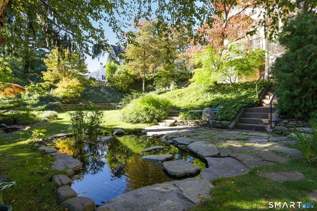 15 Edgehill Road, New Haven, CT 06511