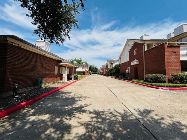 1103 Dulles Avenue 1801, Stafford, TX 77477