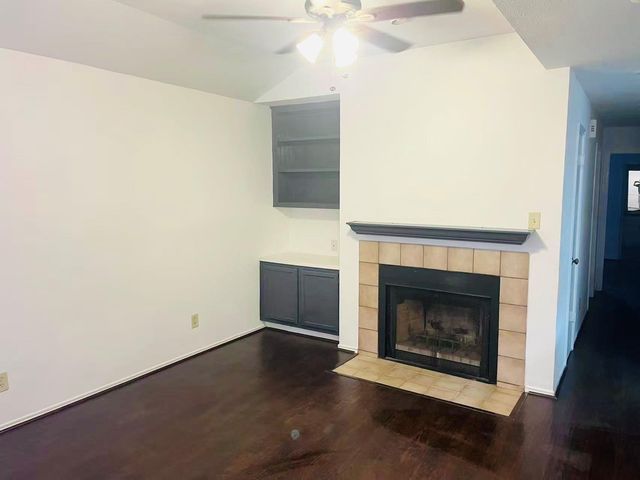 1103 Dulles Avenue 1801, Stafford, TX 77477