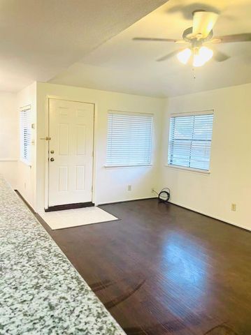 1103 Dulles Avenue 1801, Stafford, TX 77477