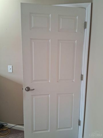 3383 Emerald Lakes Drive, Green Twp, OH 45211