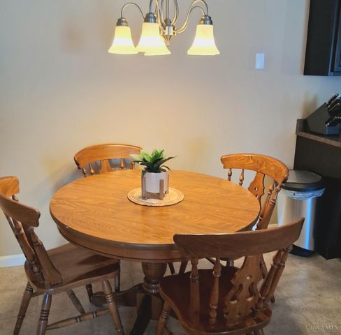 3383 Emerald Lakes Drive, Green Twp, OH 45211