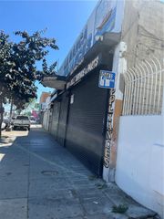 6111 S Broadway, Los Angeles, CA 90003