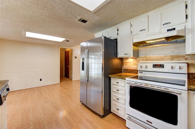 21456 Magnolia Drive, New Caney, TX 77357