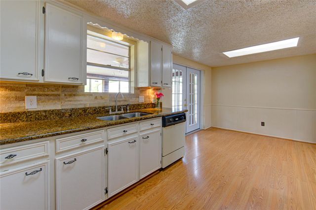 21456 Magnolia Drive, New Caney, TX 77357