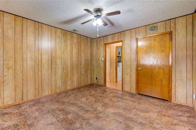 21456 Magnolia Drive, New Caney, TX 77357