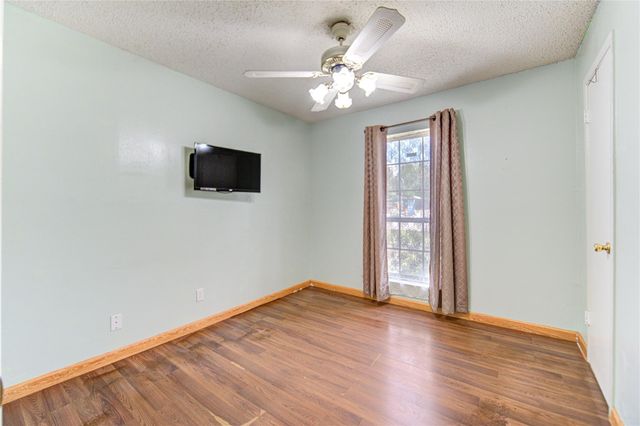 21456 Magnolia Drive, New Caney, TX 77357