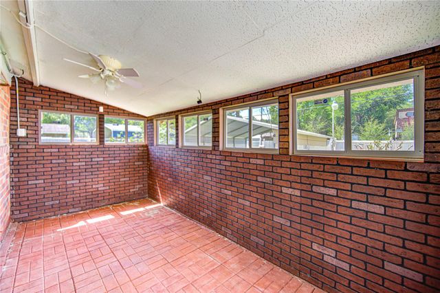 21456 Magnolia Drive, New Caney, TX 77357