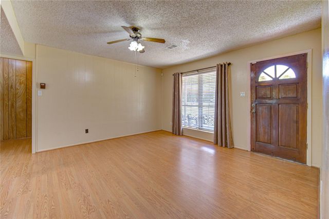 21456 Magnolia Drive, New Caney, TX 77357