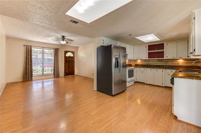21456 Magnolia Drive, New Caney, TX 77357