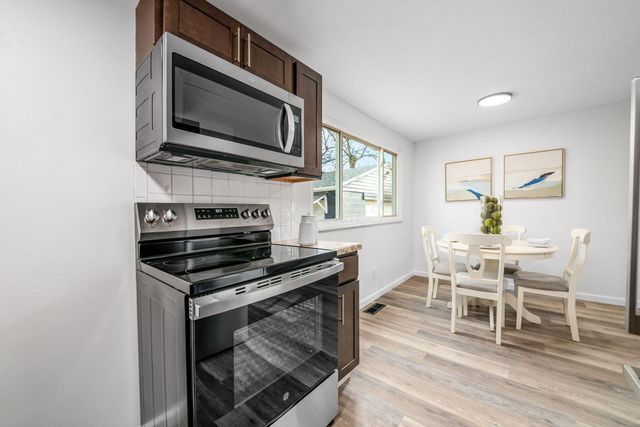 6336 Archmere Square E, Columbus, OH 43229